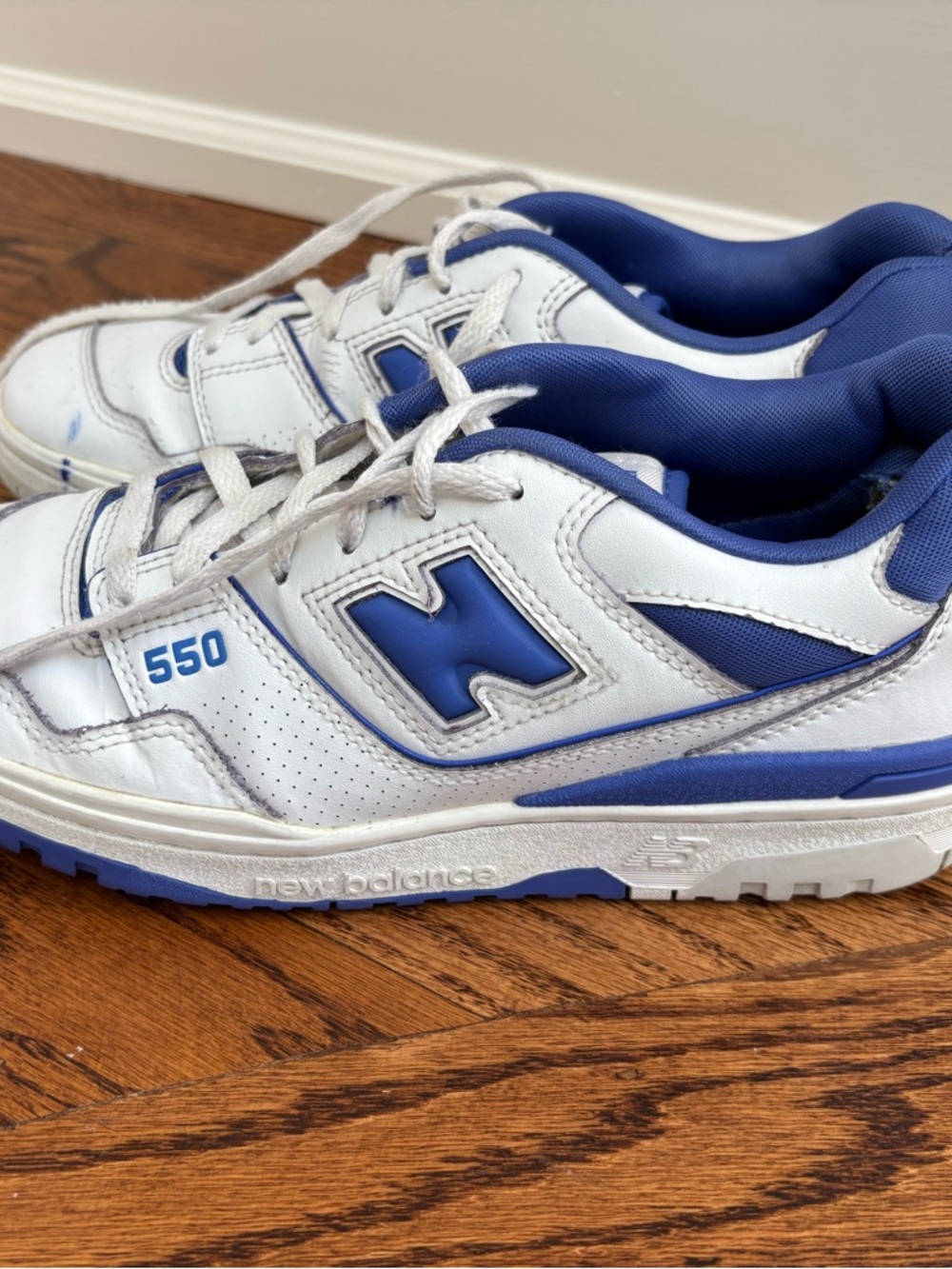 New Balance 550 White & Blue Low-Top Sneakers